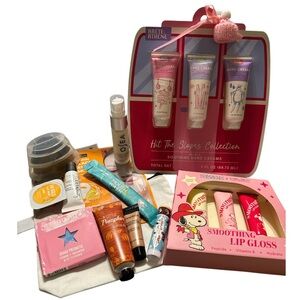 Aurielle Smoothing Lip Gloss Trio - Pink, Red, Cream